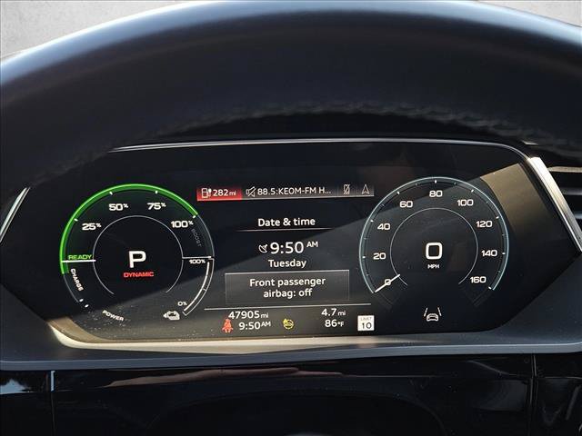 Used 2024 Audi Q8 e-tron Premium Plus w/ Premium Plus Package AWD/4WD image 17