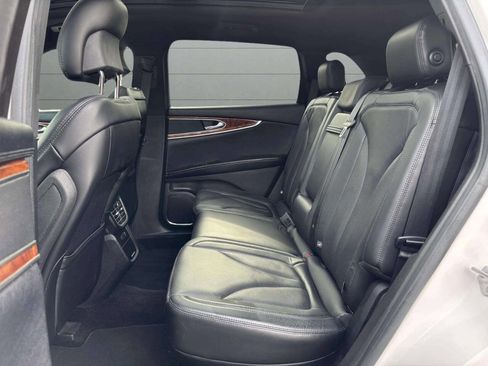 Used 2016 Lincoln MKX Reserve w/ Driver Assistance Package image 15