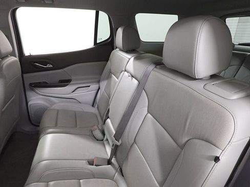 Used 2023 GMC Acadia SLT AWD/4WD image 26