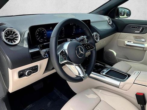 Used 2026 Mercedes-Benz GLA 250 image 14