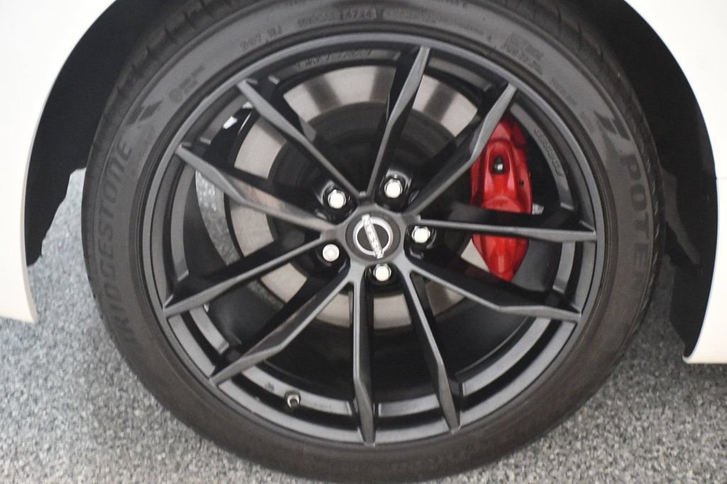 Used 2025 Nissan Z Performance w/ Floor Mat Package RWD image 21