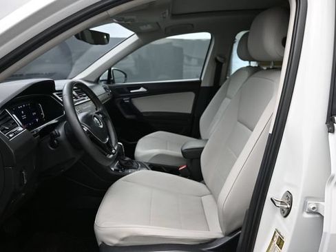 Used 2021 Volkswagen Tiguan SEL AWD/4WD image 8