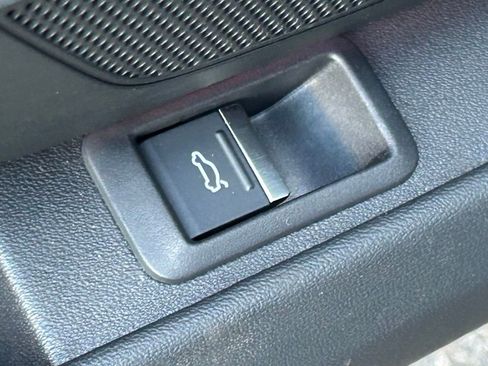 Used 2023 Audi RS e-tron GT w/ Ceramic Brake Package image 62