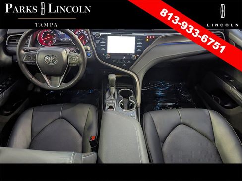 Used 2019 Toyota Camry XSE image 9