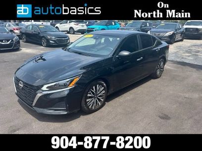 Used 2025 Nissan Altima 2.5 SV