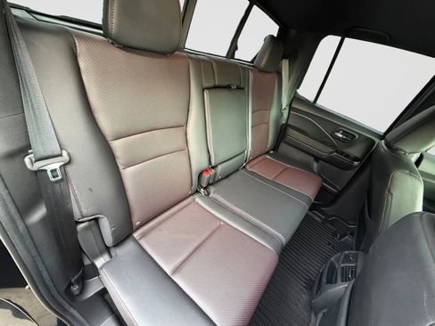 Used 2021 Honda Ridgeline Black Edition image 11