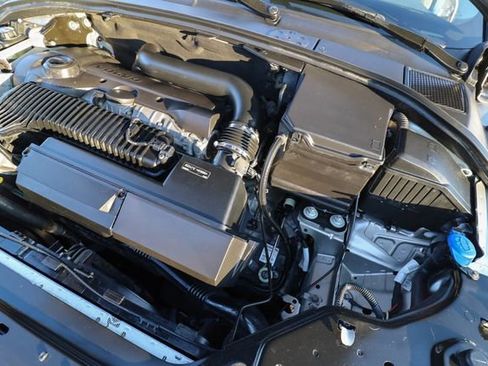 Used 2016 Volvo XC70 T5 Platinum image 30