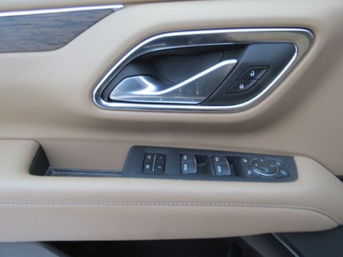 Used 2024 Chevrolet Tahoe Premier image 19