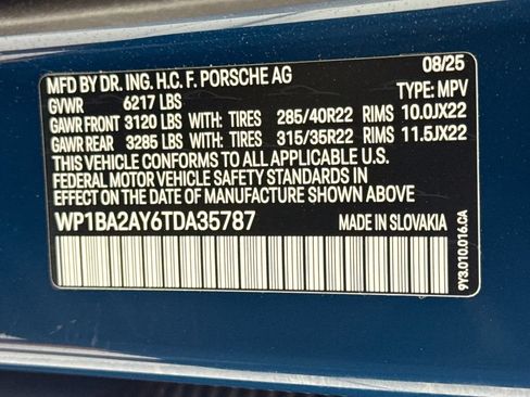 Certified 2026 Porsche Cayenne Coupe AWD/4WD image 35