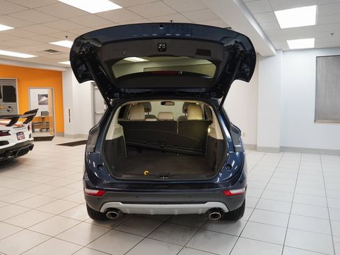 Used 2016 Lincoln MKC Reserve image 10