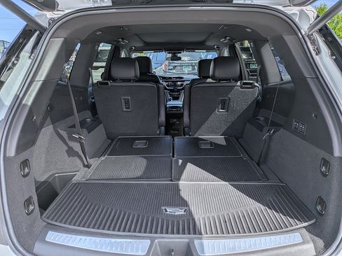 Certified 2024 Cadillac XT6 Sport AWD/4WD image 9