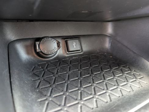 Used 2020 Toyota RAV4 LE image 26