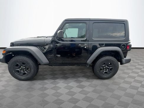 Used 2022 Jeep Wrangler Sport AWD/4WD image 9