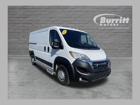 Used 2025 RAM ProMaster 2500 w/ U-Haul Equipment Group FWD image 1