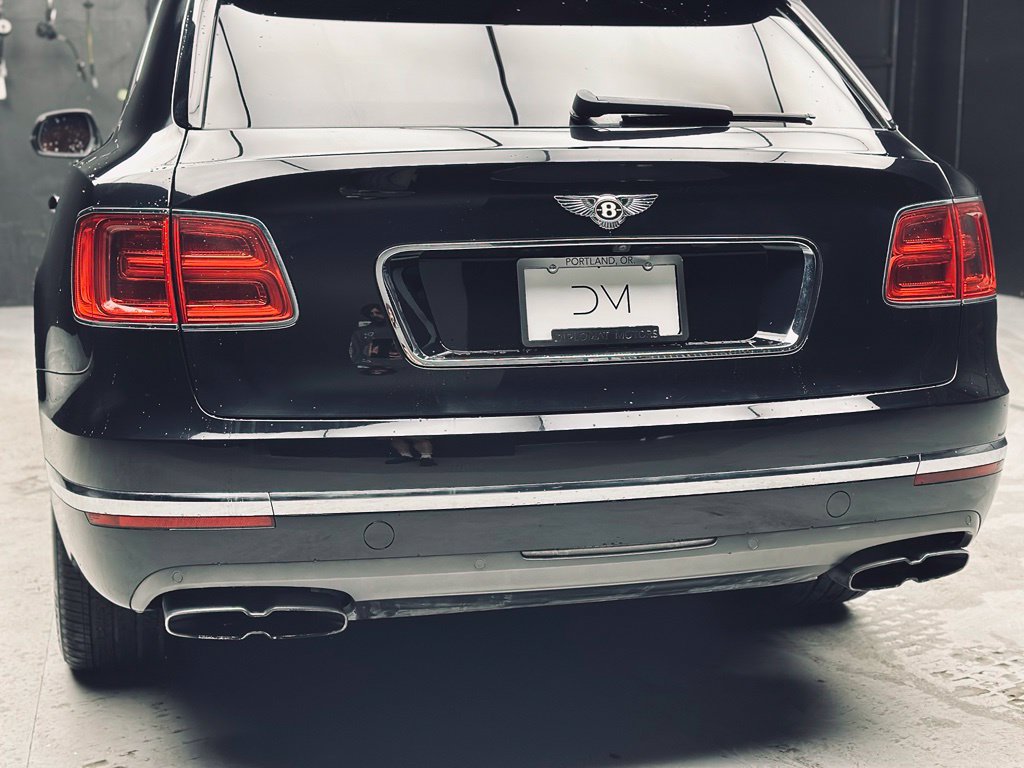 Used 2019 Bentley Bentayga AWD/4WD image 15