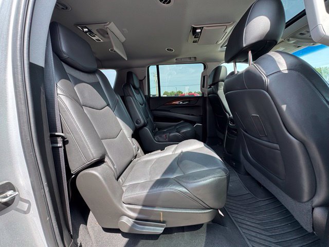 Used 2019 Cadillac Escalade ESV Premium Luxury AWD/4WD image 13