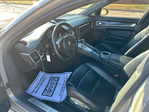 Used 2013 Porsche Panamera GTS image 13