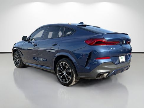 Used 2023 BMW X6 xDrive40i w/ M Sport Package image 3