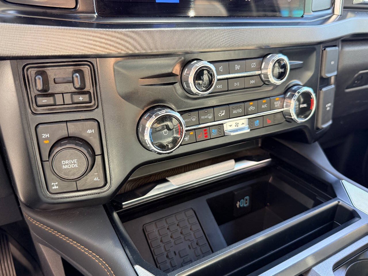 Used 2024 Ford F250 Platinum AWD/4WD image 34
