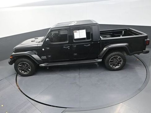 Used 2022 Jeep Gladiator Overland image 15