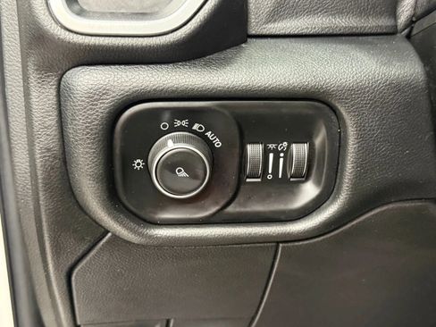 Used 2019 RAM 2500 Big Horn AWD/4WD image 28