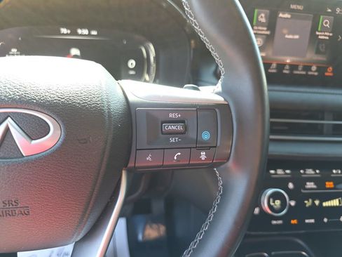 Used 2023 INFINITI QX60 Sensory w/ Cargo Package AWD/4WD image 18