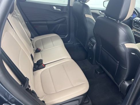 Used 2022 Ford Escape SEL w/ Technology Package image 22