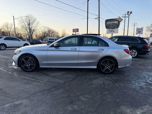 Used 2018 Mercedes-Benz C 300 4MATIC Sedan image 2