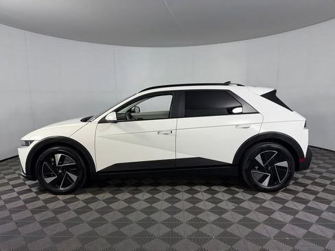 Used 2025 Hyundai Ioniq 5 SEL RWD image 12