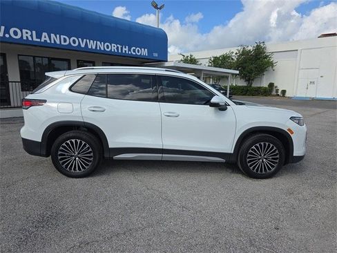 New 2025 Volkswagen Tiguan S image 3