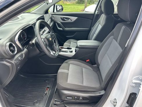 Used 2023 Chevrolet Blazer LT FWD image 26