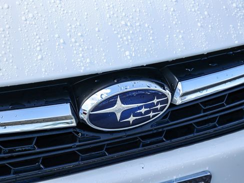 Used 2020 Subaru Impreza 2.0i Limited image 19