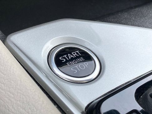 Used 2025 Nissan Altima 2.5 SV image 24