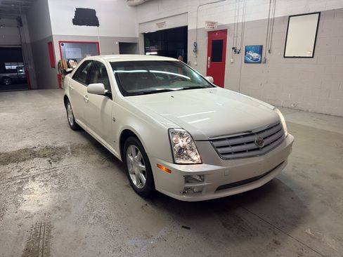 Used 2007 Cadillac STS w/ Preferred Equipment Group AWD/4WD image 1