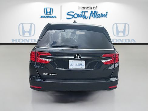 Certified 2024 Honda Odyssey EX-L image 6