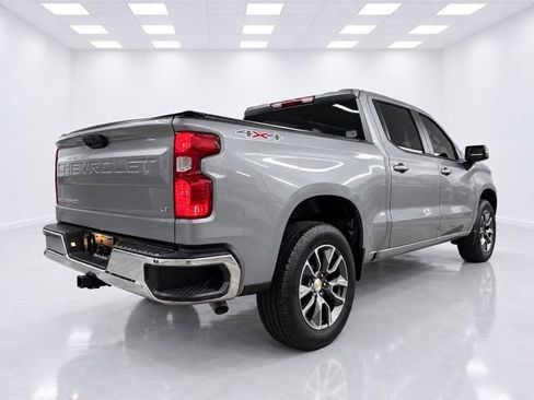 Used 2025 Chevrolet Silverado 1500 LT AWD/4WD image 10