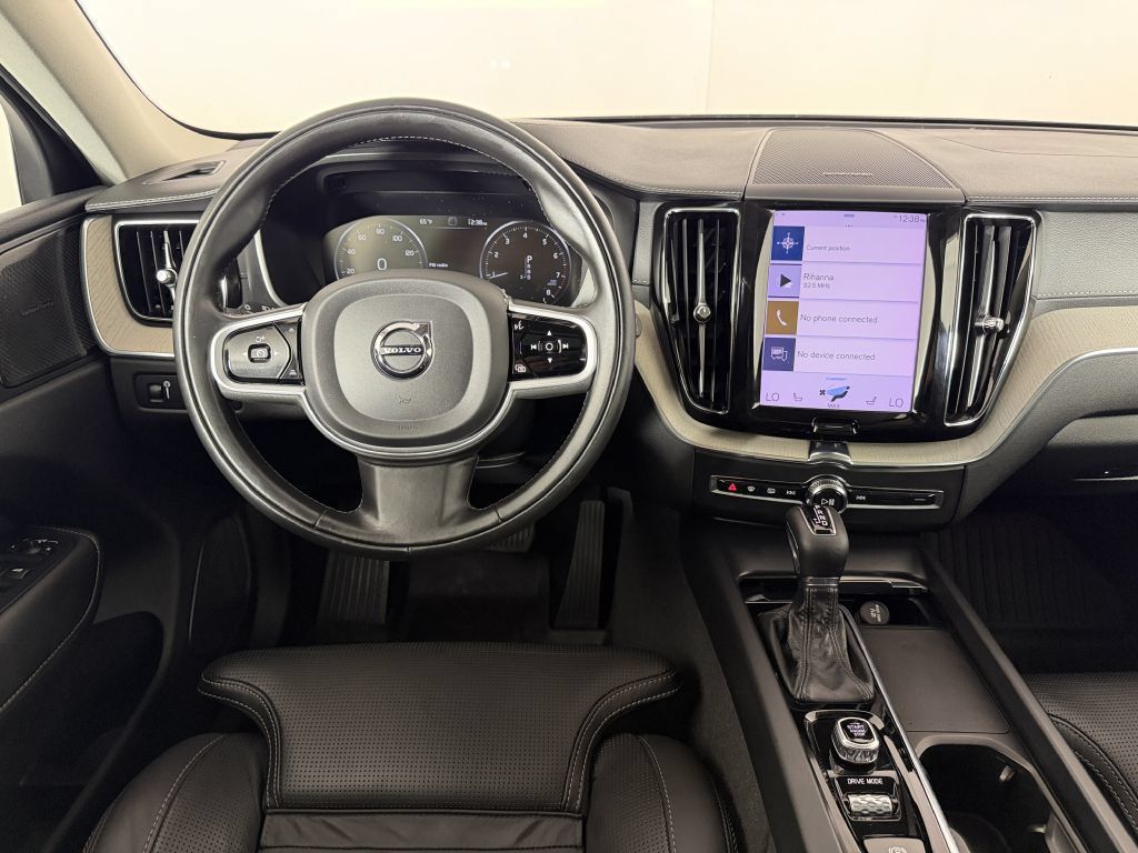 Used 2021 Volvo XC60 T5 Inscription w/ Protection Package Premier AWD/4WD image 22