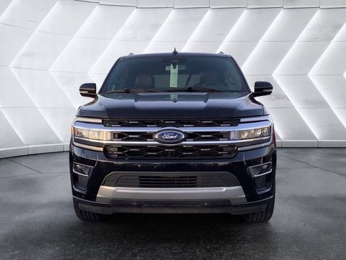 Used 2024 Ford Expedition Limited image 2