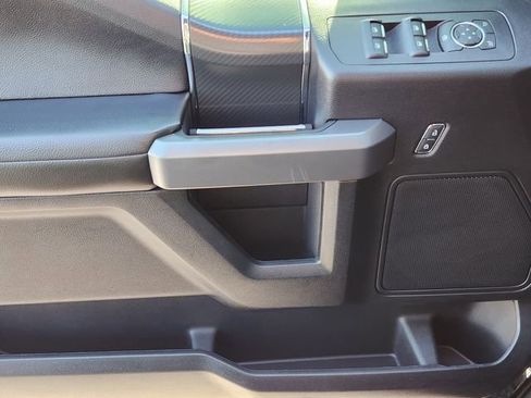 Used 2018 Ford F150 XLT w/ Equipment Group 302A Luxury image 21