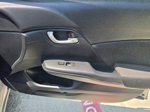 Used 2013 Honda Civic LX image 28