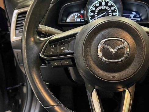 Used 2017 MAZDA MAZDA3 Touring w/ Popular Equipment Package image 22