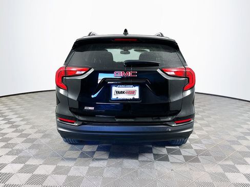 Used 2021 GMC Terrain SLE w/ Driver Convenience Package image 9