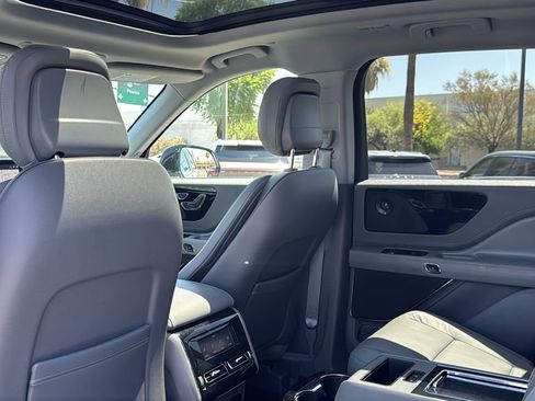 Used 2020 Lincoln Aviator Reserve w/ Equipment Group 201A AWD/4WD image 24