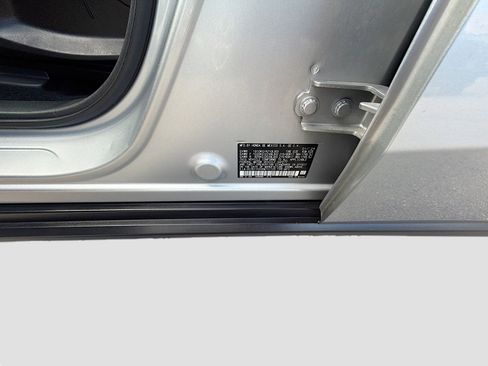 Certified 2024 Honda HR-V LX image 36