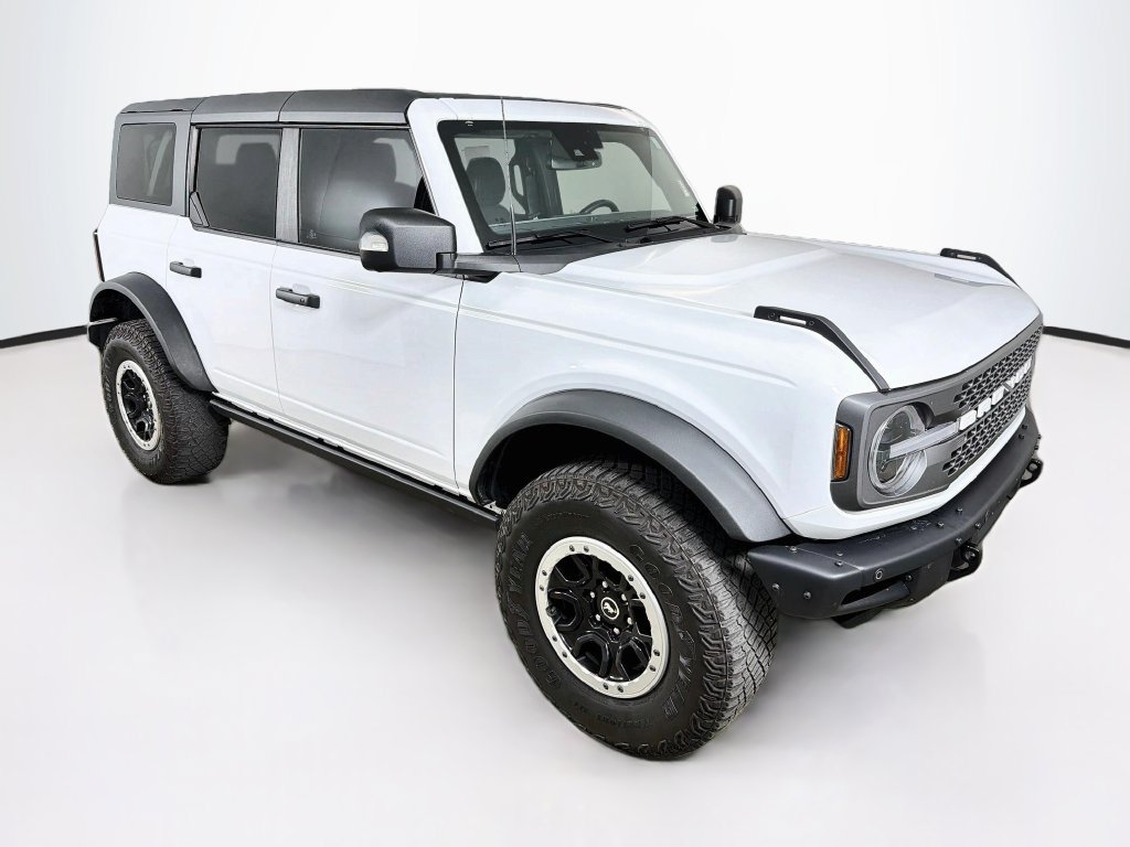 Used 2023 Ford Bronco Badlands AWD/4WD image 3