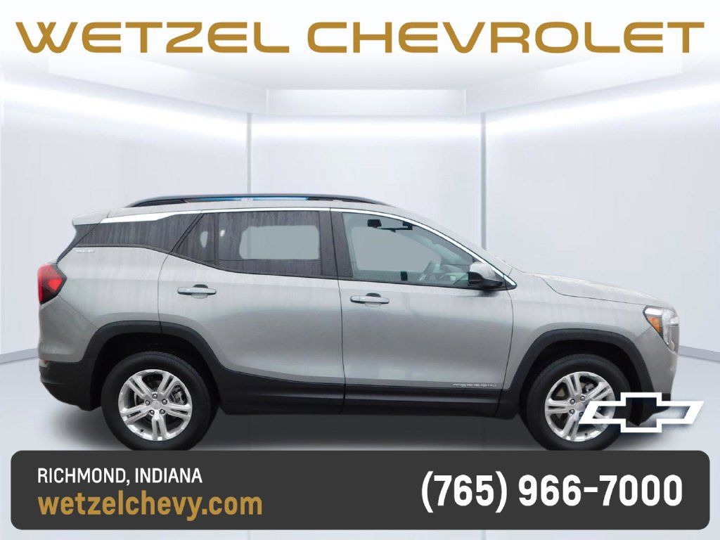 Certified 2024 GMC Terrain SLE w/ Driver Convenience Package AWD/4WD image 2