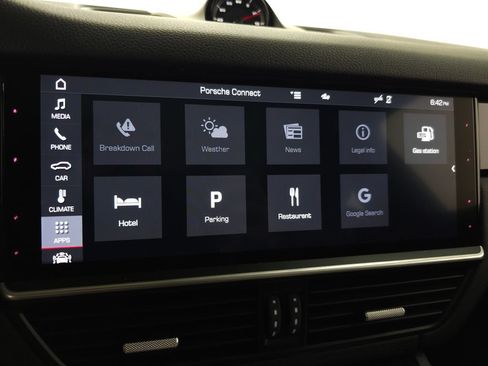 Used 2020 Porsche Cayenne AWD/4WD image 28