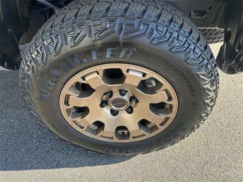 Certified 2025 Toyota Tacoma 4x4 Double Cab Hybrid image 26