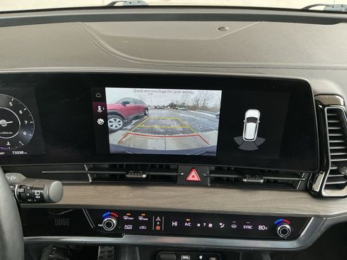 Used 2023 Kia Sportage X-Pro image 10