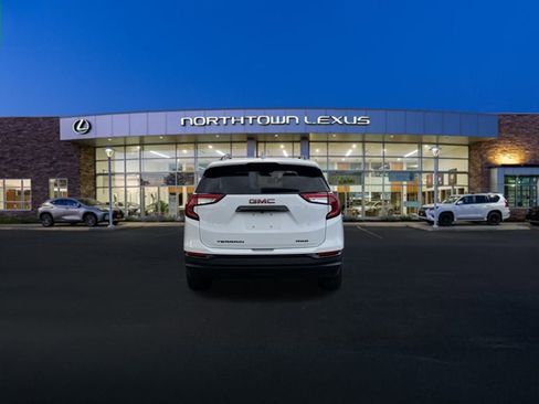 Used 2023 GMC Terrain SLE w/ Driver Convenience Package image 20